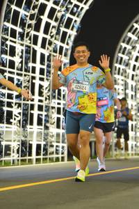 BIB: 42624, 45899
                            <button type="button" onclick="openModal(20560135)" class="btn btn-primary btn-sm float-right btn-popup" data-toggle="modal" data-target=".modal-high-quality">
                        <i class="fas fa-shopping-cart"></i> Add to Cart
                    </button>
                                            <button type="button" onclick="isThisMe(20560135, true)" class="btn btn-success btn-sm float-right btn-popup btn-isme hidden" data-toggle="tooltip" data-placement="bottom" title="นี่คือรูปของคุณใช่ไหม คลิกที่นี่เพื่อเอาเข้าอัลบั้ม">
                        <i class="fas fa-plus"></i> Add to album
                    </button>
                    <button type="button" onclick="isThisMe(20560135, false)" class="btn btn-warning btn-sm float-right btn-popup btn-isnotme hidden">
                        <i class="fas fa-ban"></i> Remove from album
                    </button>